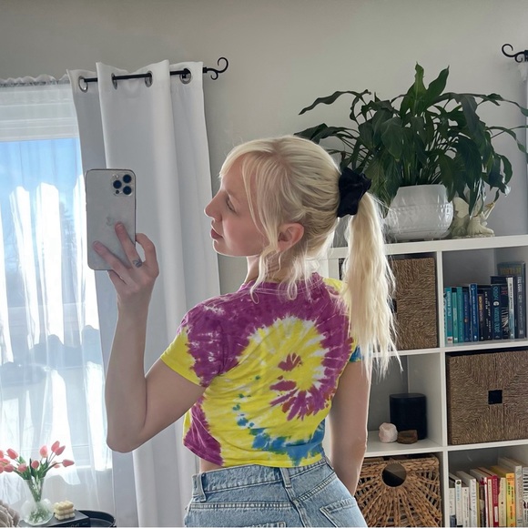 Tie Dye Polaroid crop top - Picture 2 of 2